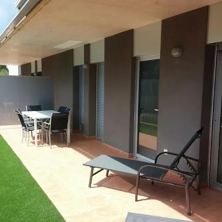 Апартаменты Paradise Village Litoral Costa Dorada *