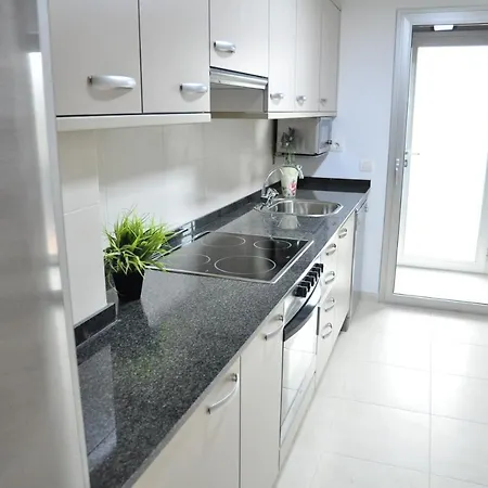 Paradise Village Litoral Costa Dorada Апартаменты *